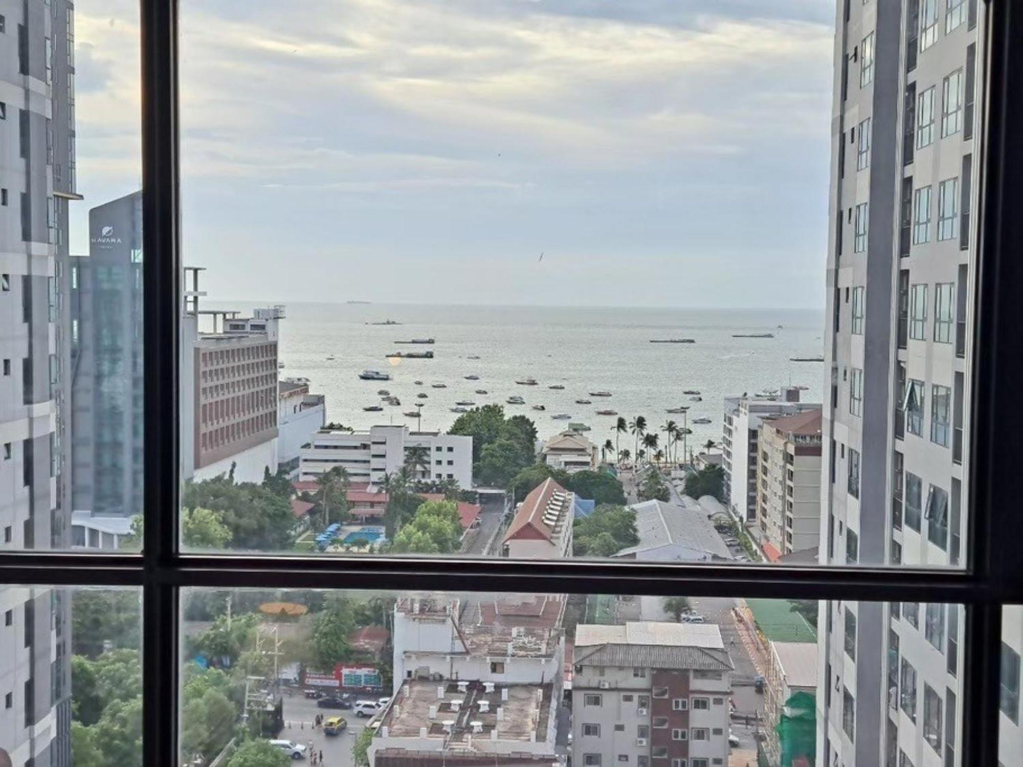 The Base Central Pattaya By Mickey エクステリア 写真
