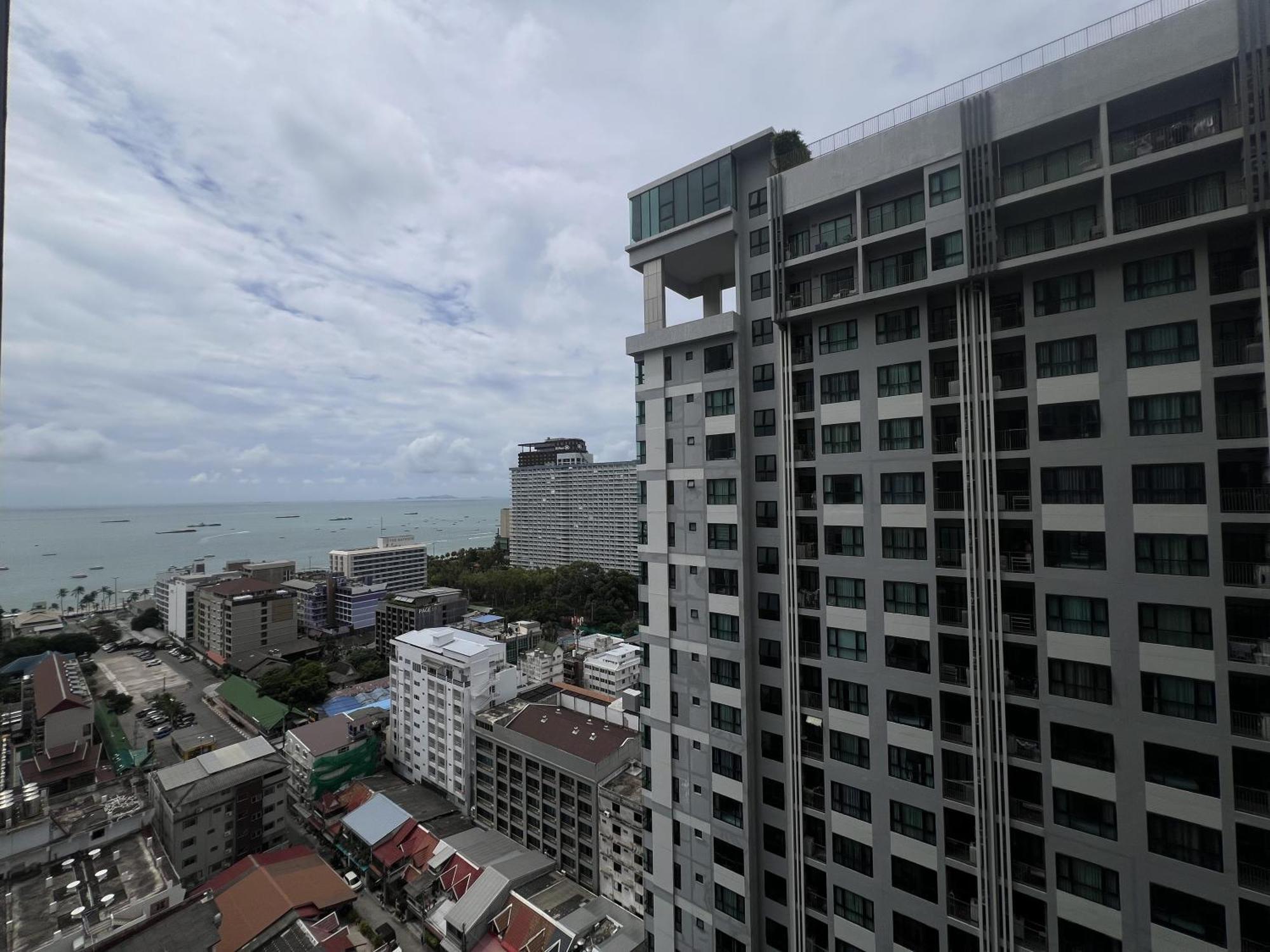 The Base Central Pattaya By Mickey エクステリア 写真