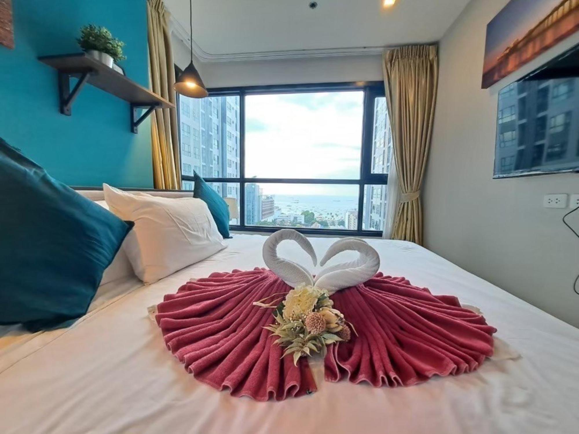 The Base Central Pattaya By Mickey エクステリア 写真