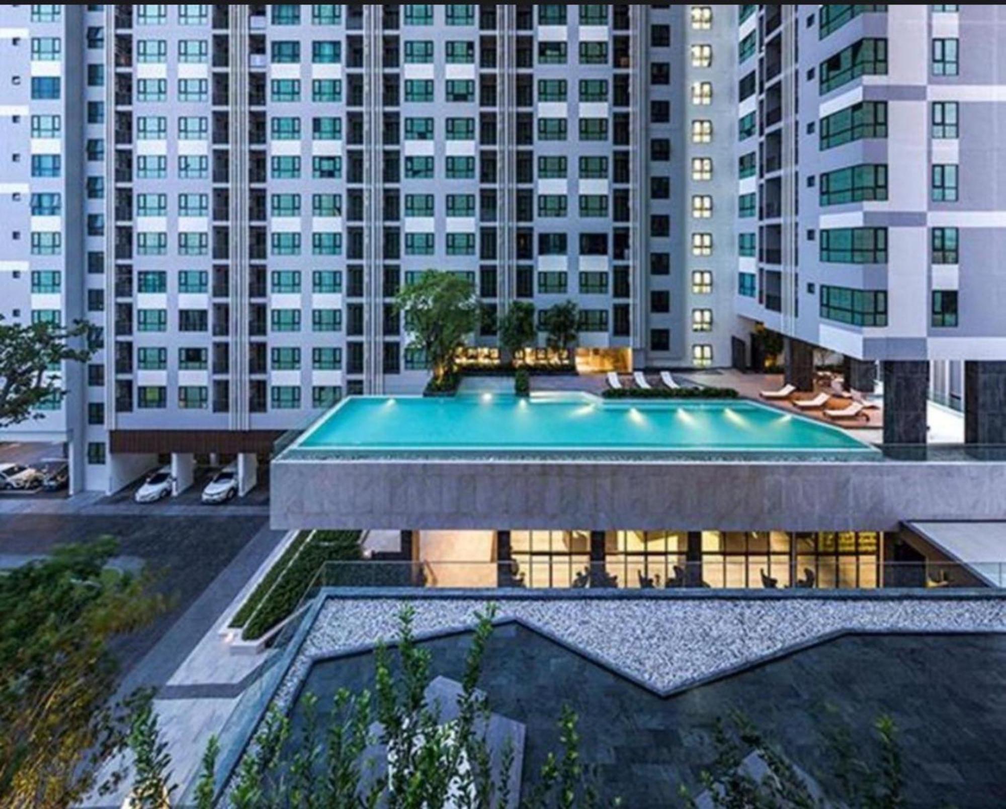 The Base Central Pattaya By Mickey エクステリア 写真