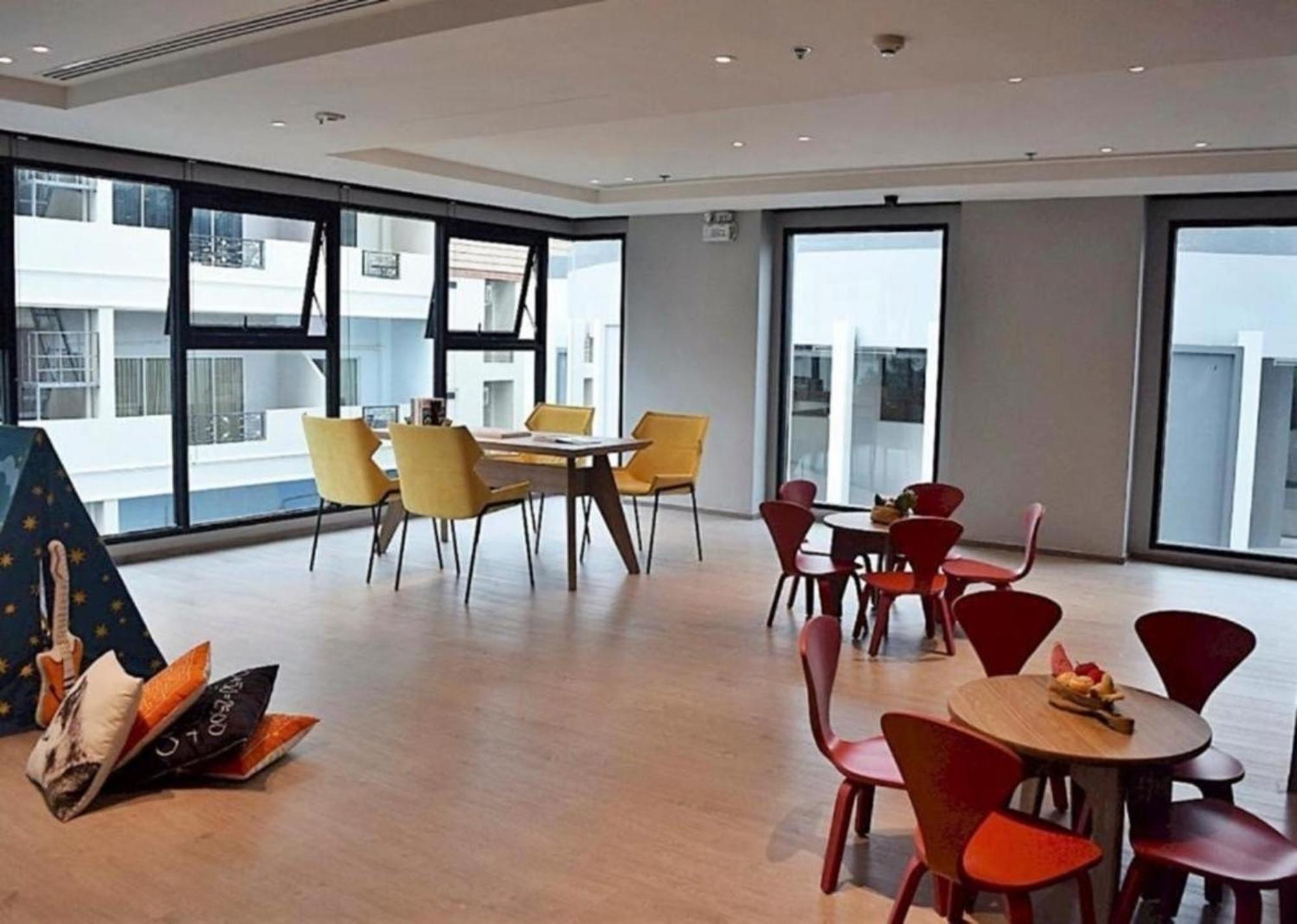 The Base Central Pattaya By Mickey エクステリア 写真